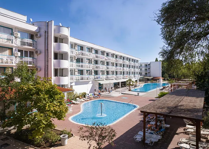 则菲尔酒店 酒店