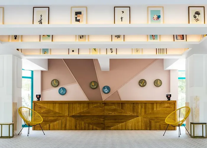 则菲尔酒店 酒店