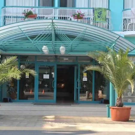 Zefir Hotel Słoneczny Brzeg