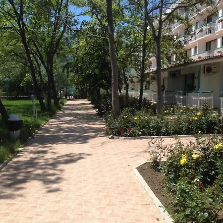 Hotel Zefir Słoneczny Brzeg